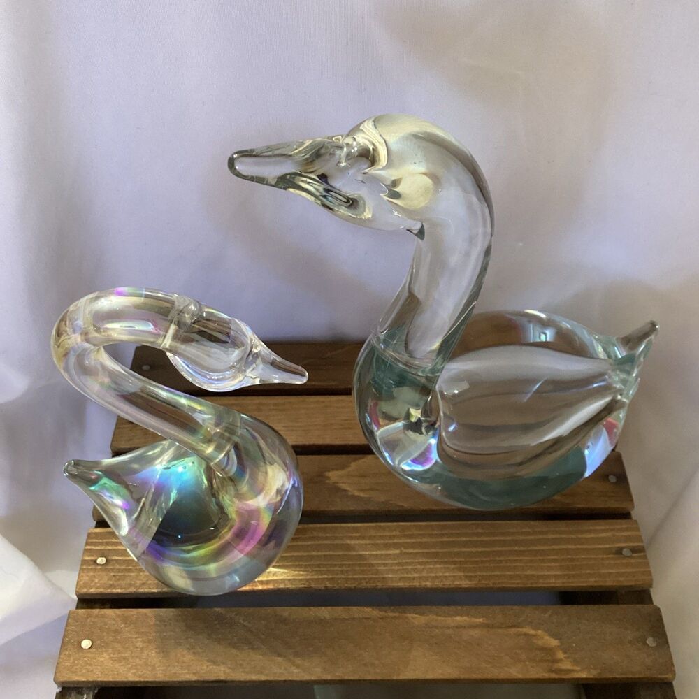 Art Glass Clear & Iridescent Elegant Swan Figurines Tabletop Decor Vintage Set